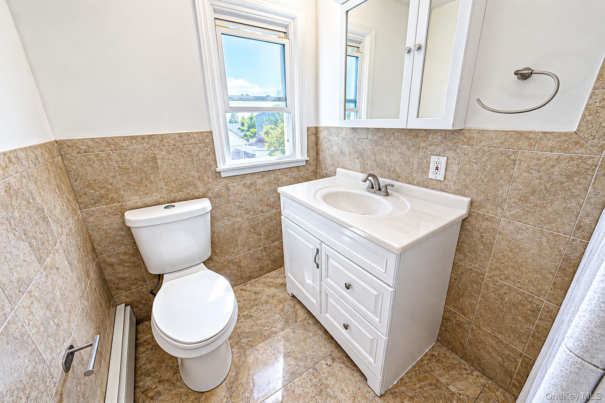 745 Anderson Avenue – For Sale photo 31