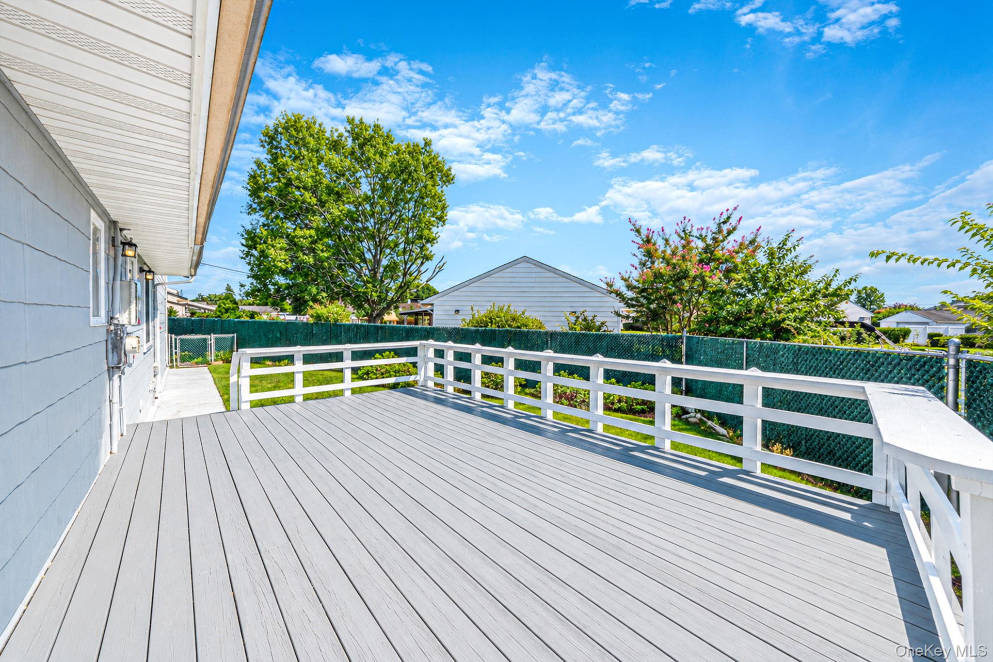 745 Anderson Avenue – For Sale photo 8