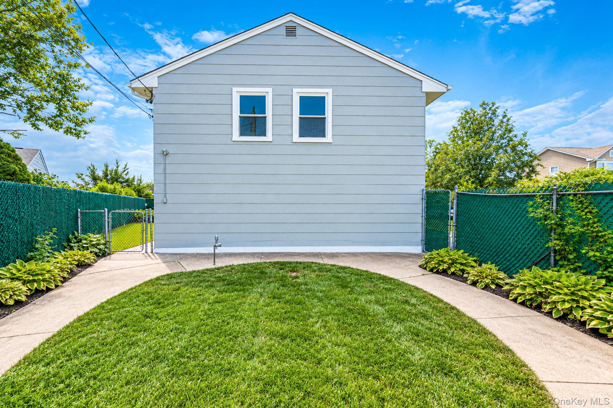 745 Anderson Avenue – For Sale photo 43