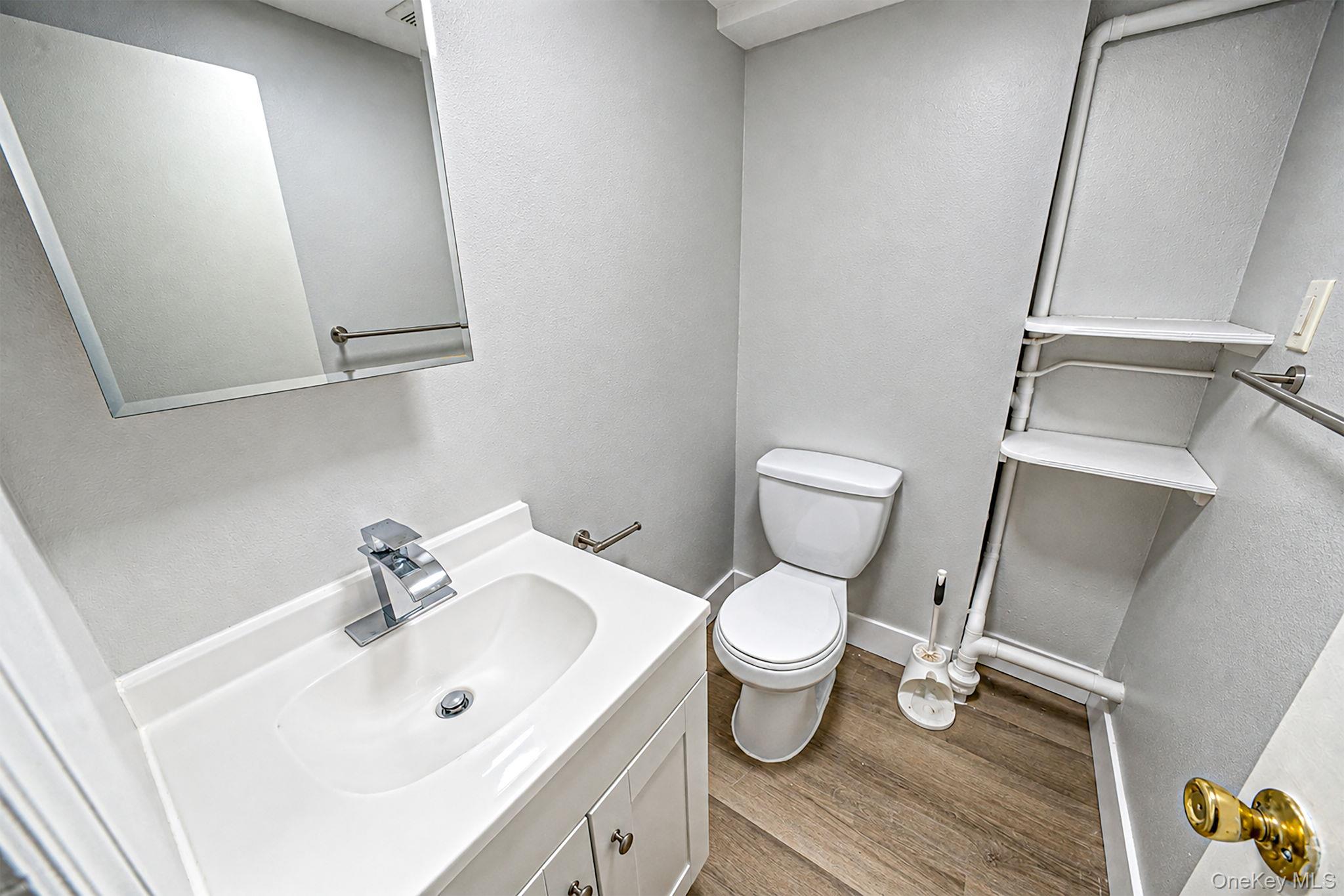 745 Anderson Avenue – For Sale photo 32
