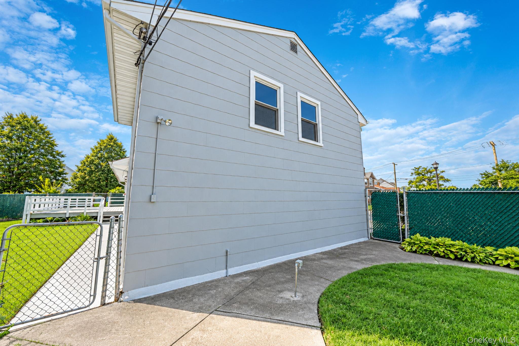 745 Anderson Avenue – For Sale photo 42