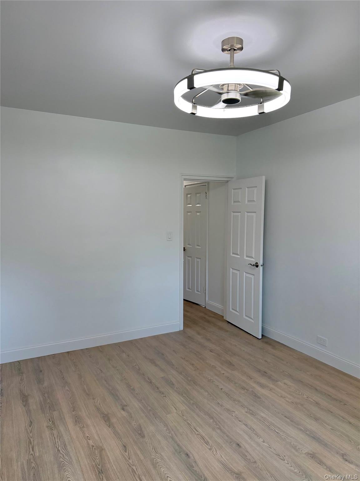 22-27 76 Street, Unit B2 photo 8