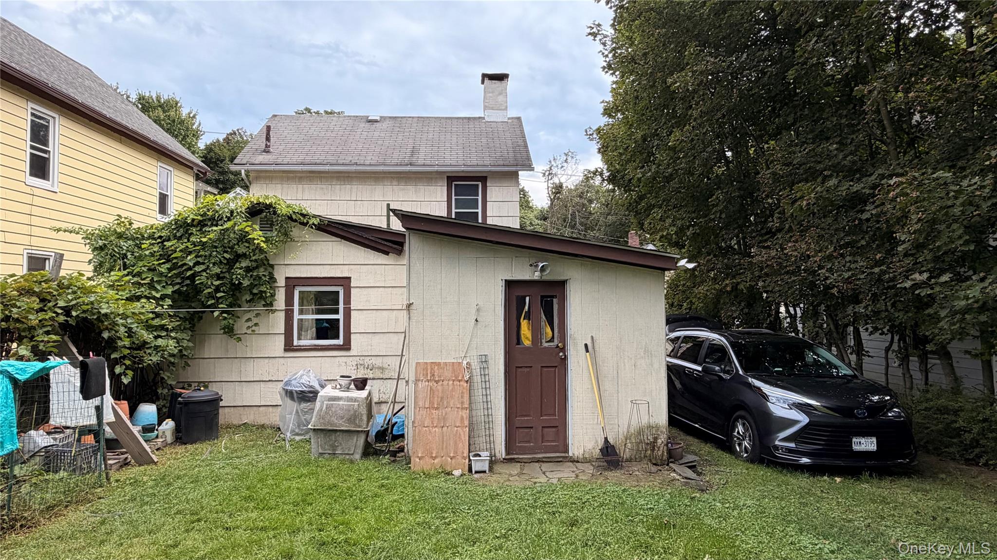 7 Harding Street – For Sale photo 3