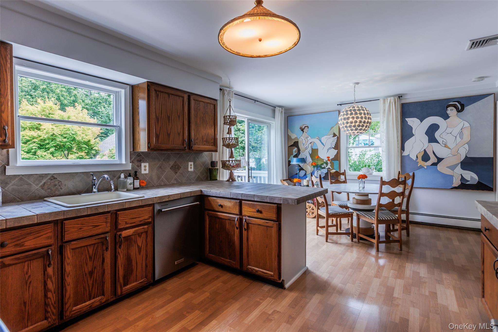 385 Main Street – For Sale photo 8