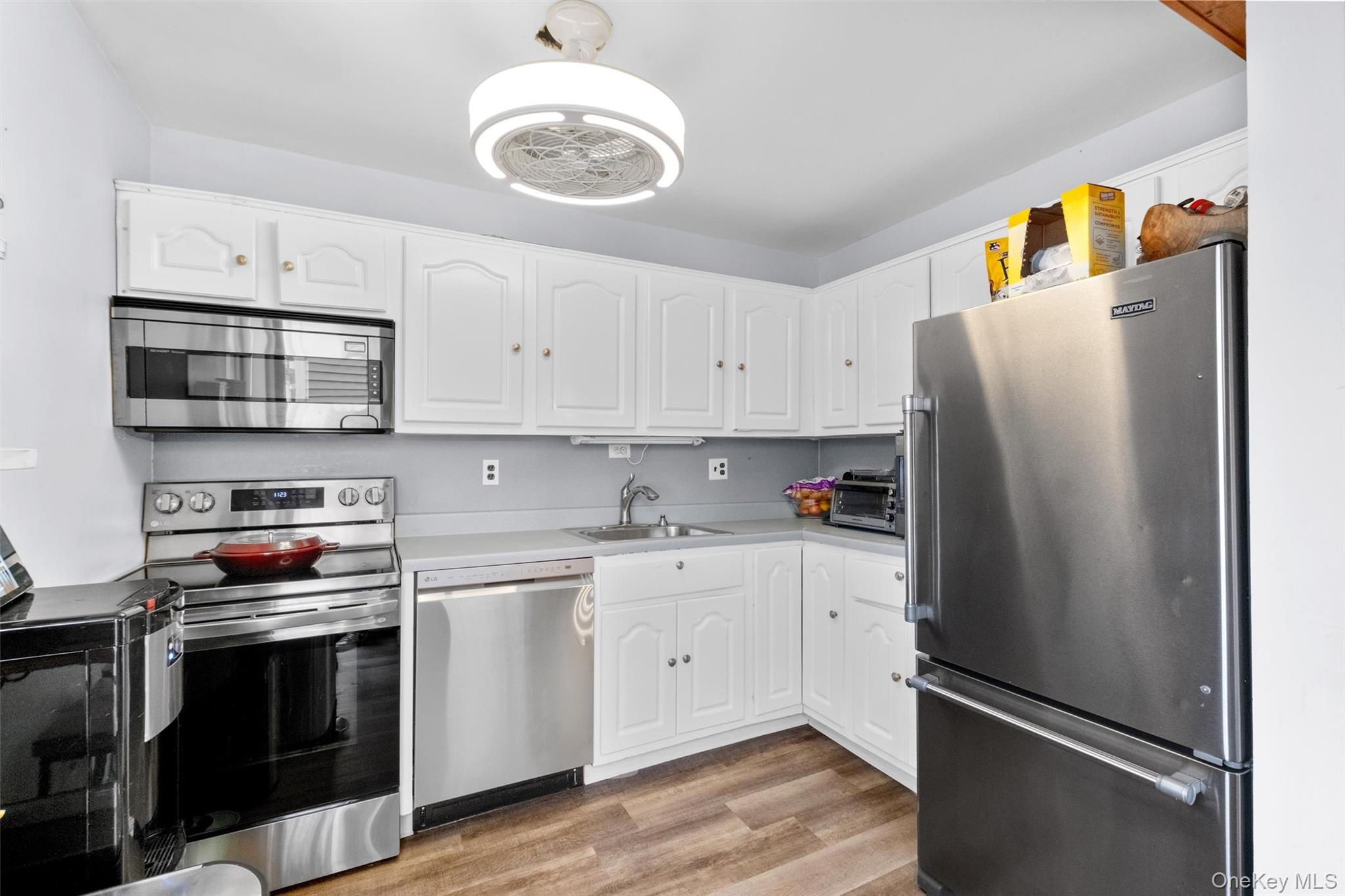 7 Woodland Trail – For Rent photo 15