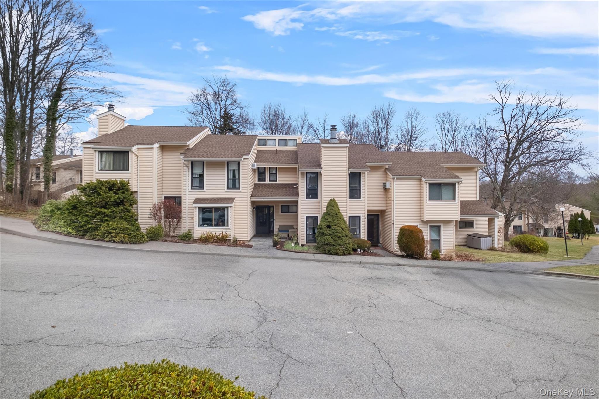 7 Woodland Trail – For Rent
