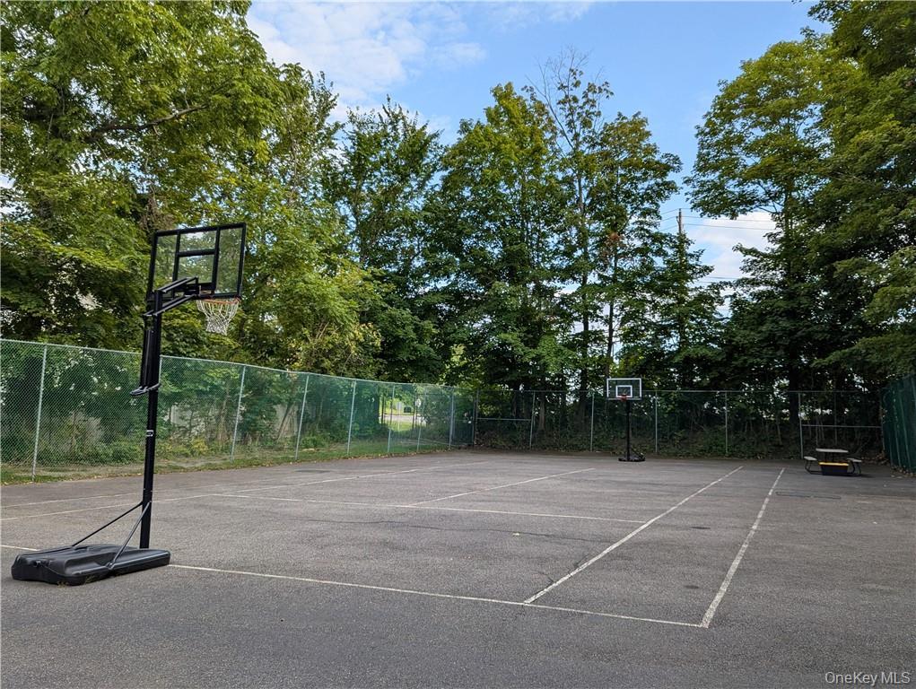 7 Woodland Trail – For Rent photo 30
