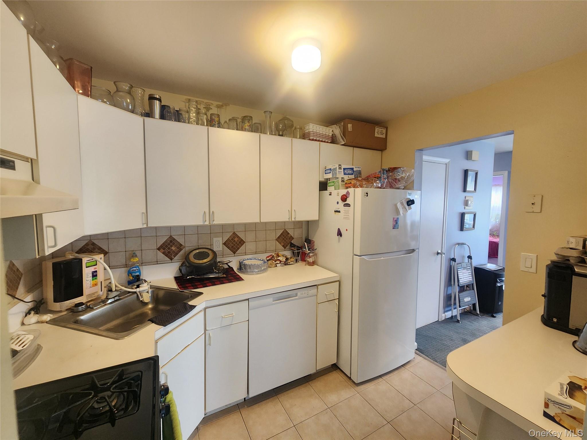 4 Sprucewood Boulevard – For Sale photo 8