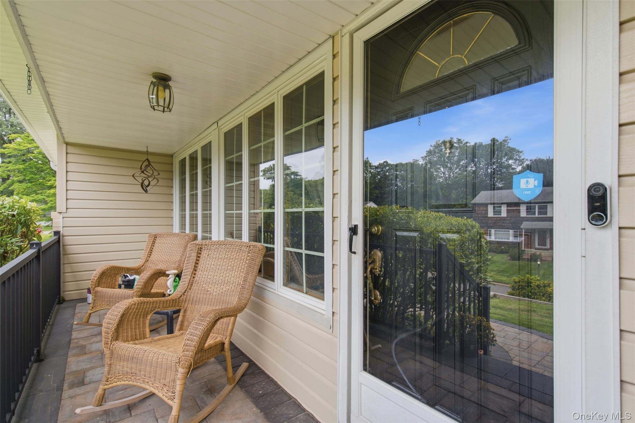 20 Old Town Lane – For Sale photo 2