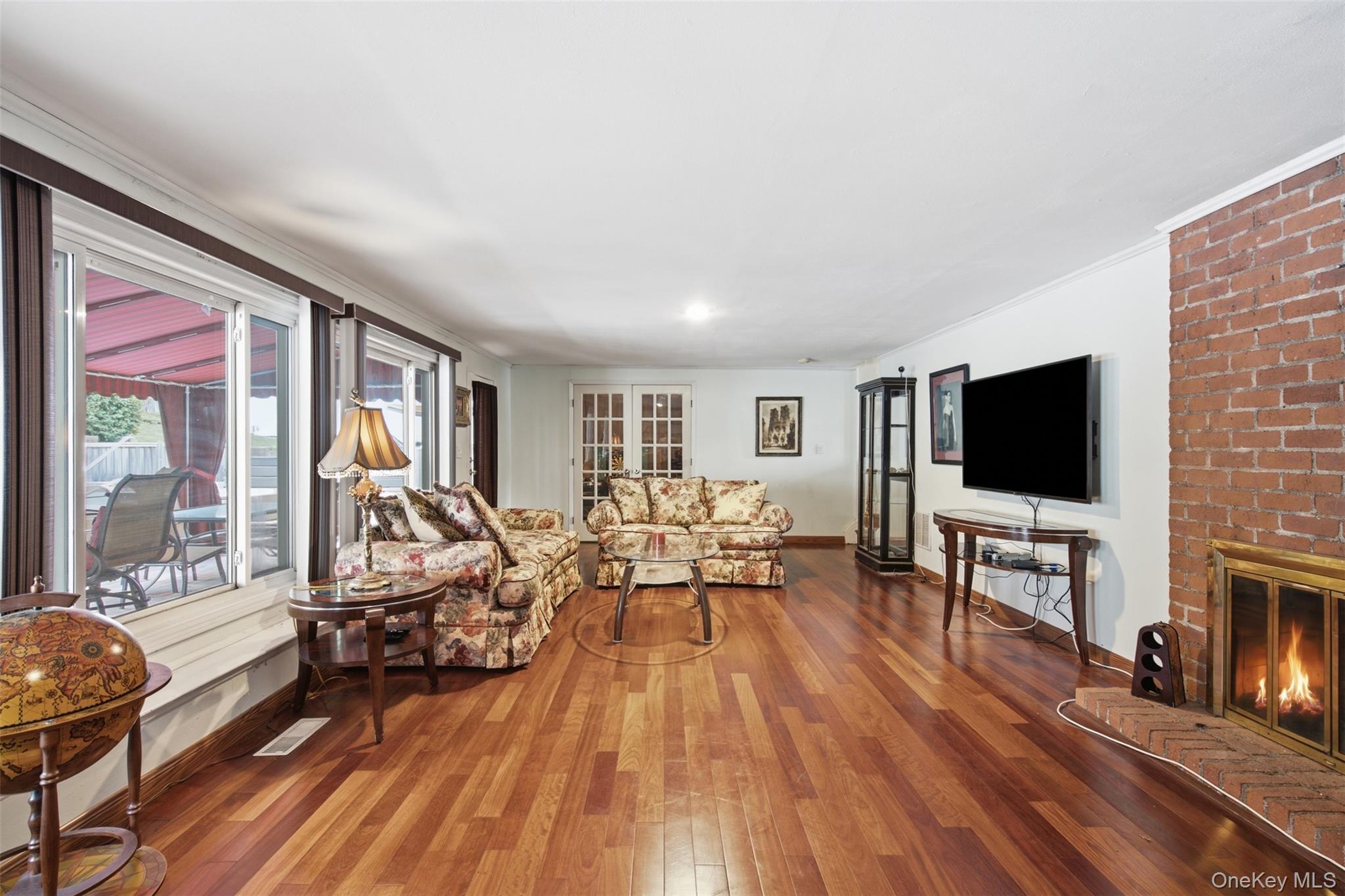 20 Old Town Lane – For Sale photo 18