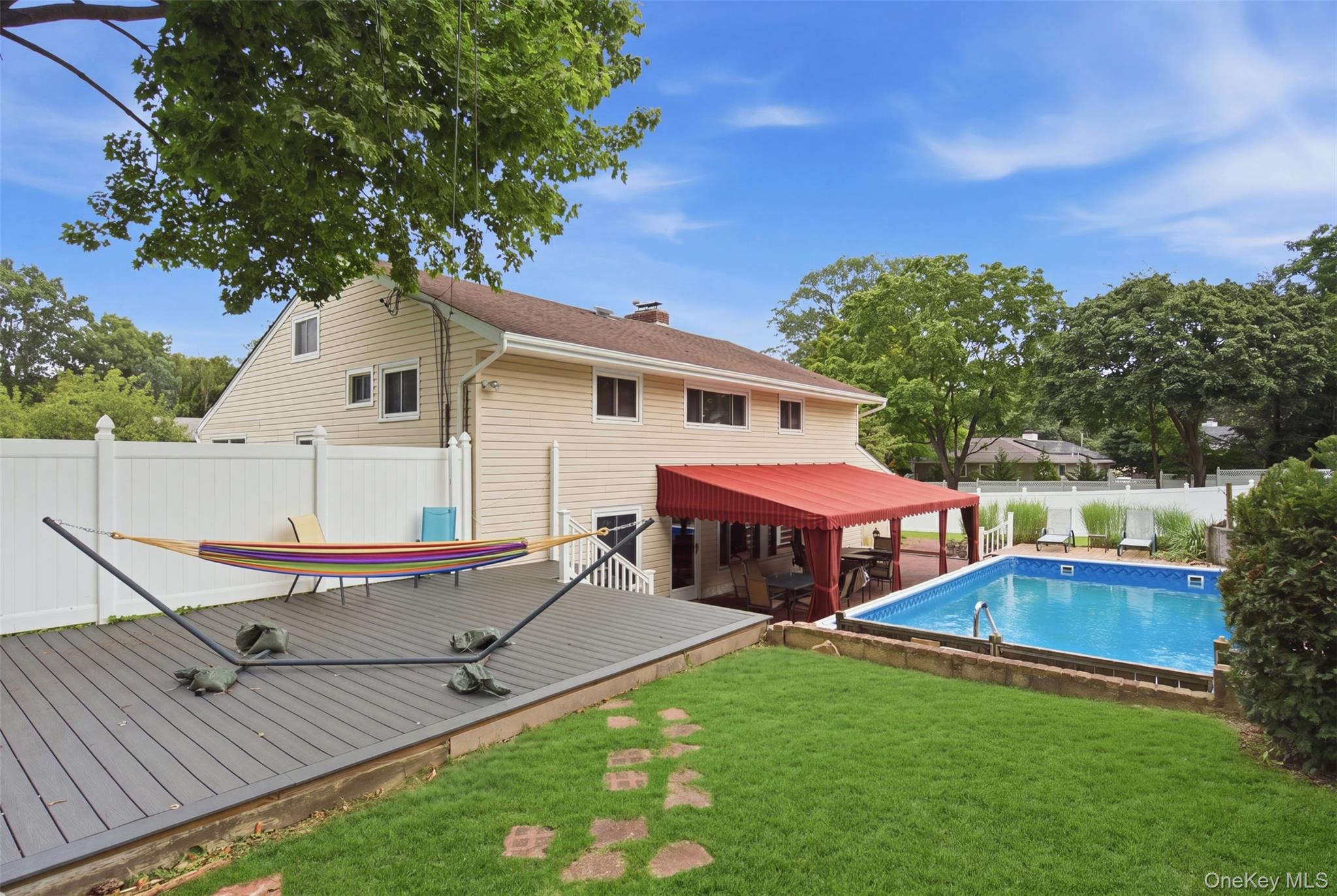 20 Old Town Lane – For Sale photo 25