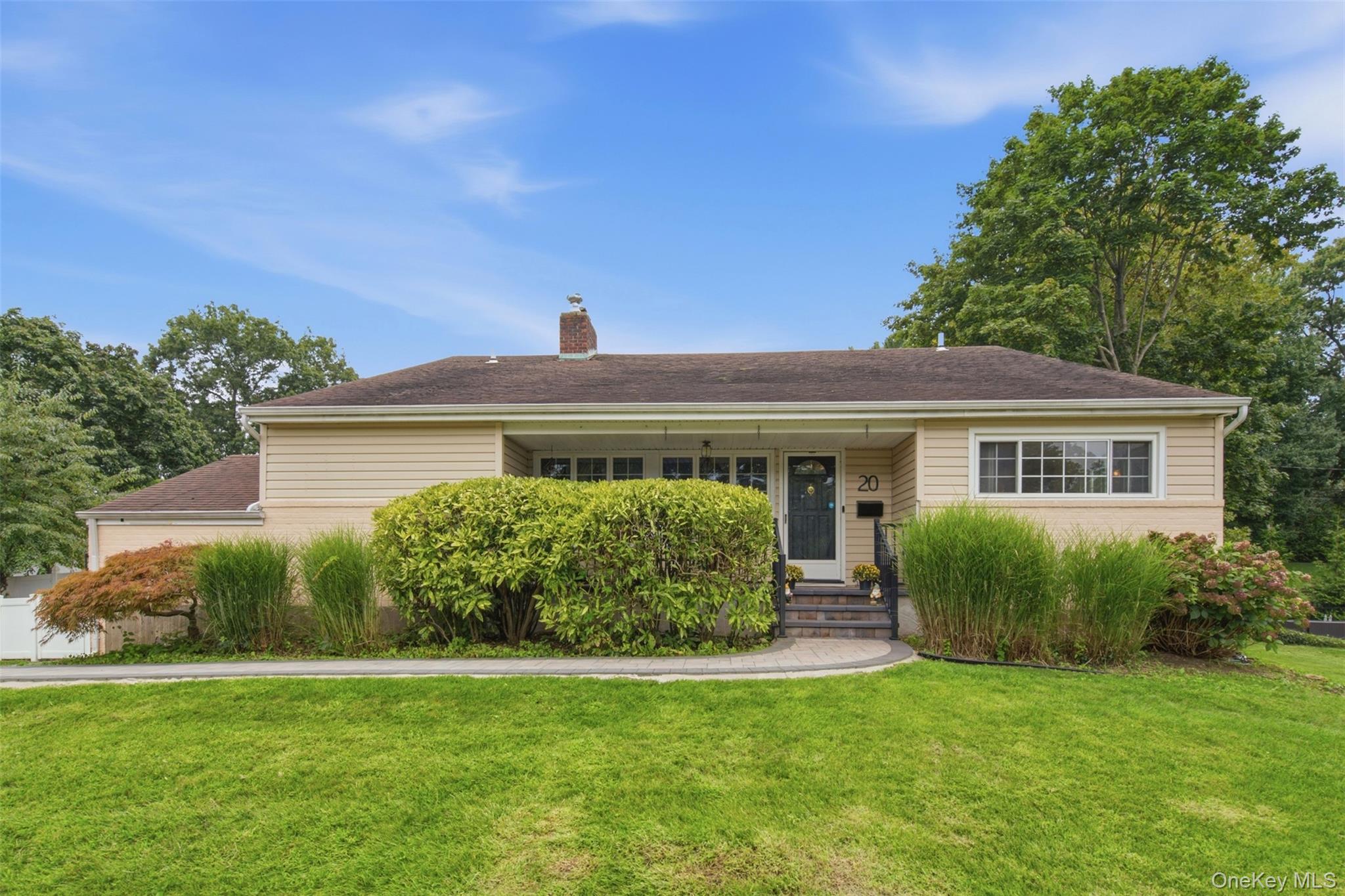 20 Old Town Lane – For Sale