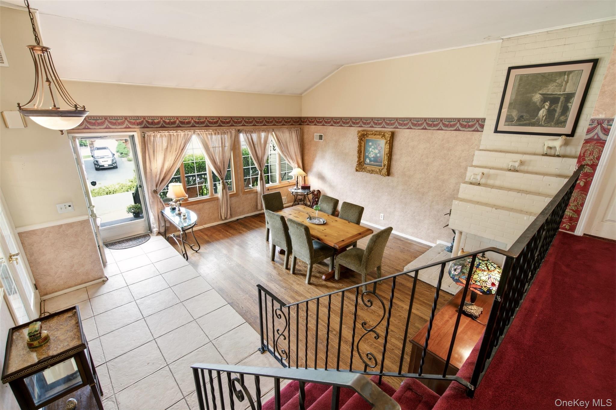20 Old Town Lane – For Sale photo 5