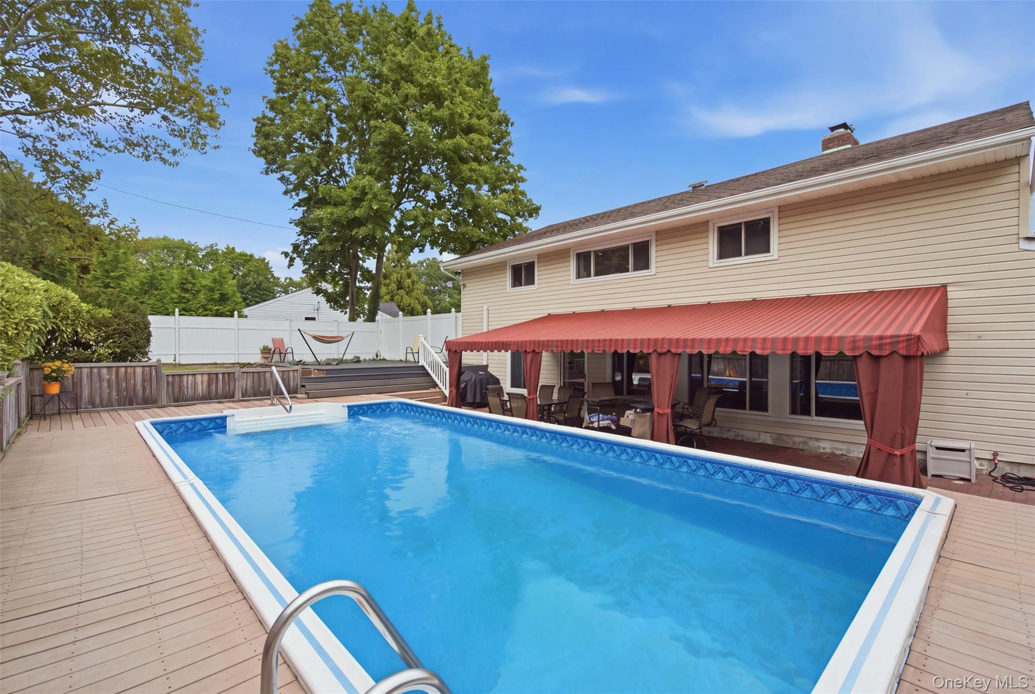 20 Old Town Lane – For Sale photo 23