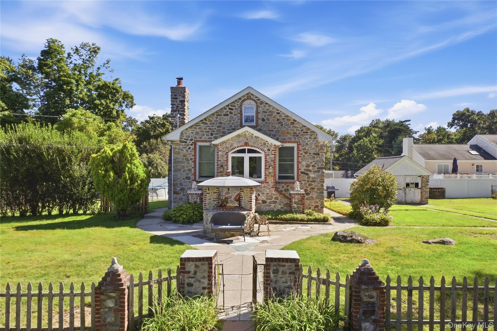 18 Old Mill Road – For Sale