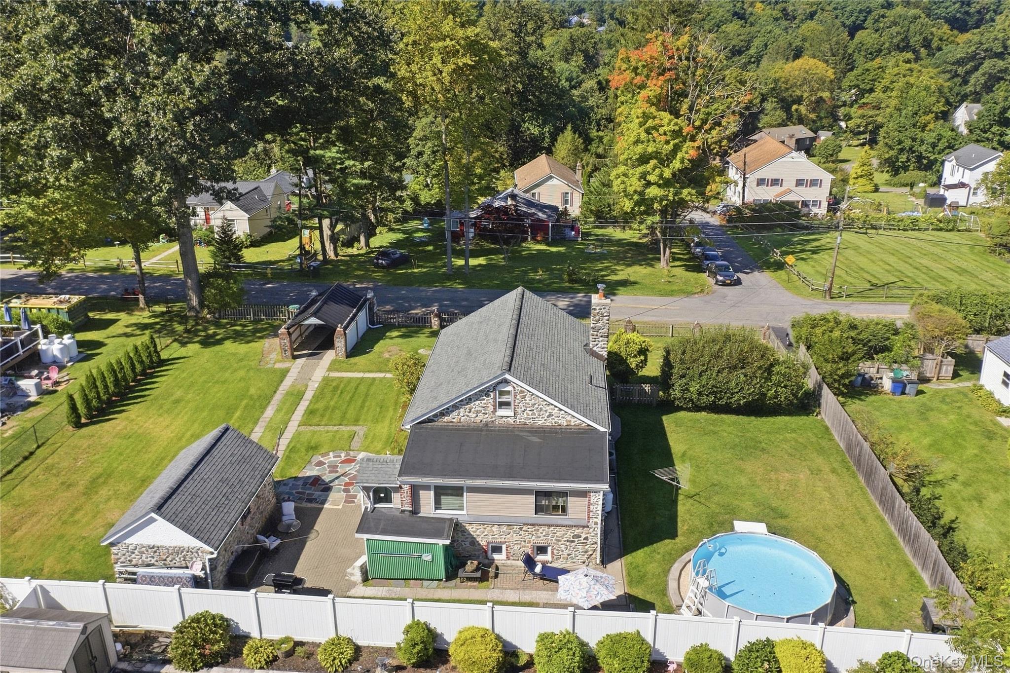 18 Old Mill Road – For Sale photo 20