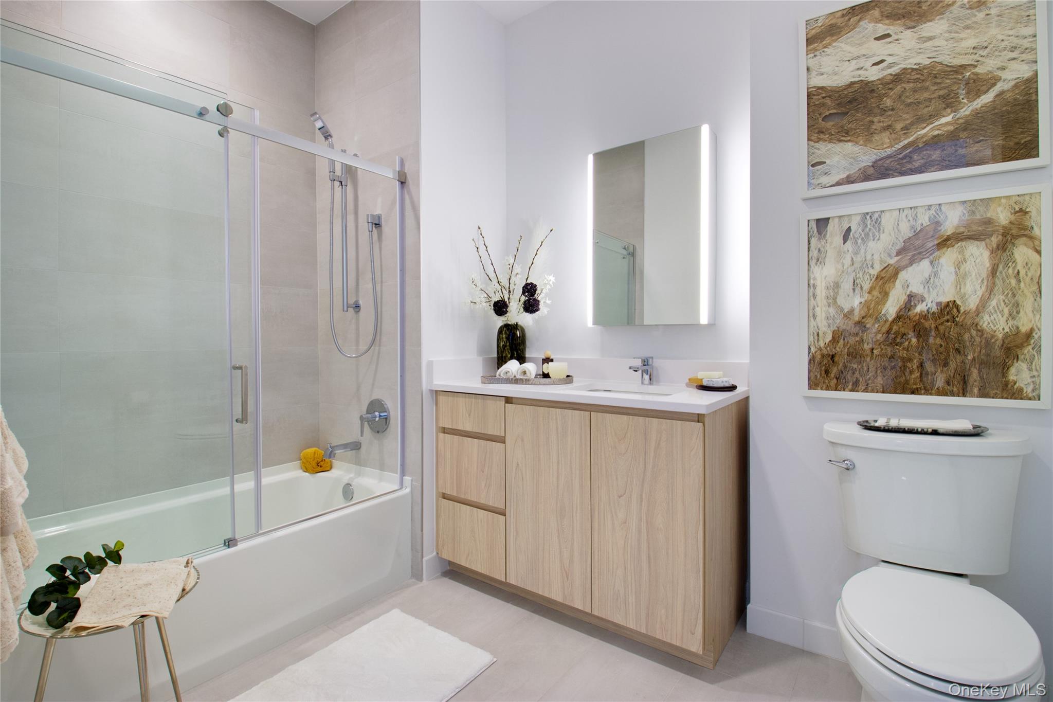 333 Warner Avenue, Unit 106 photo 9