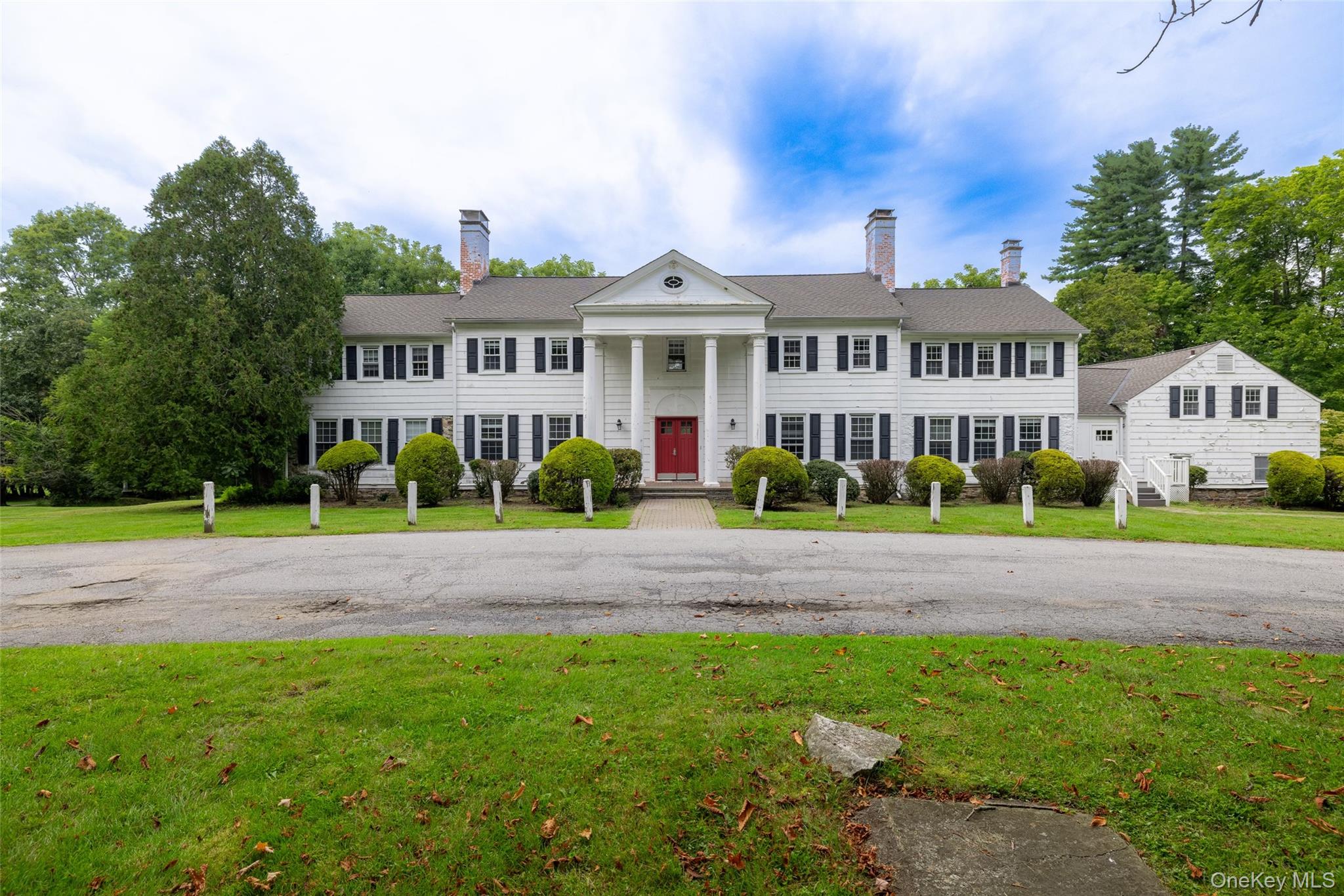 600 Bedford Road – For Sale