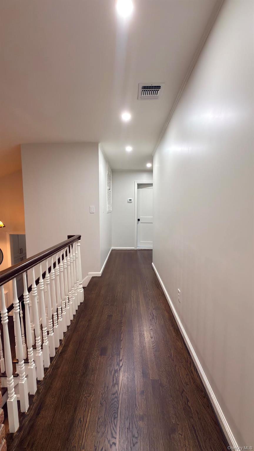 19 Bunkerhill Drive – For Rent photo 12