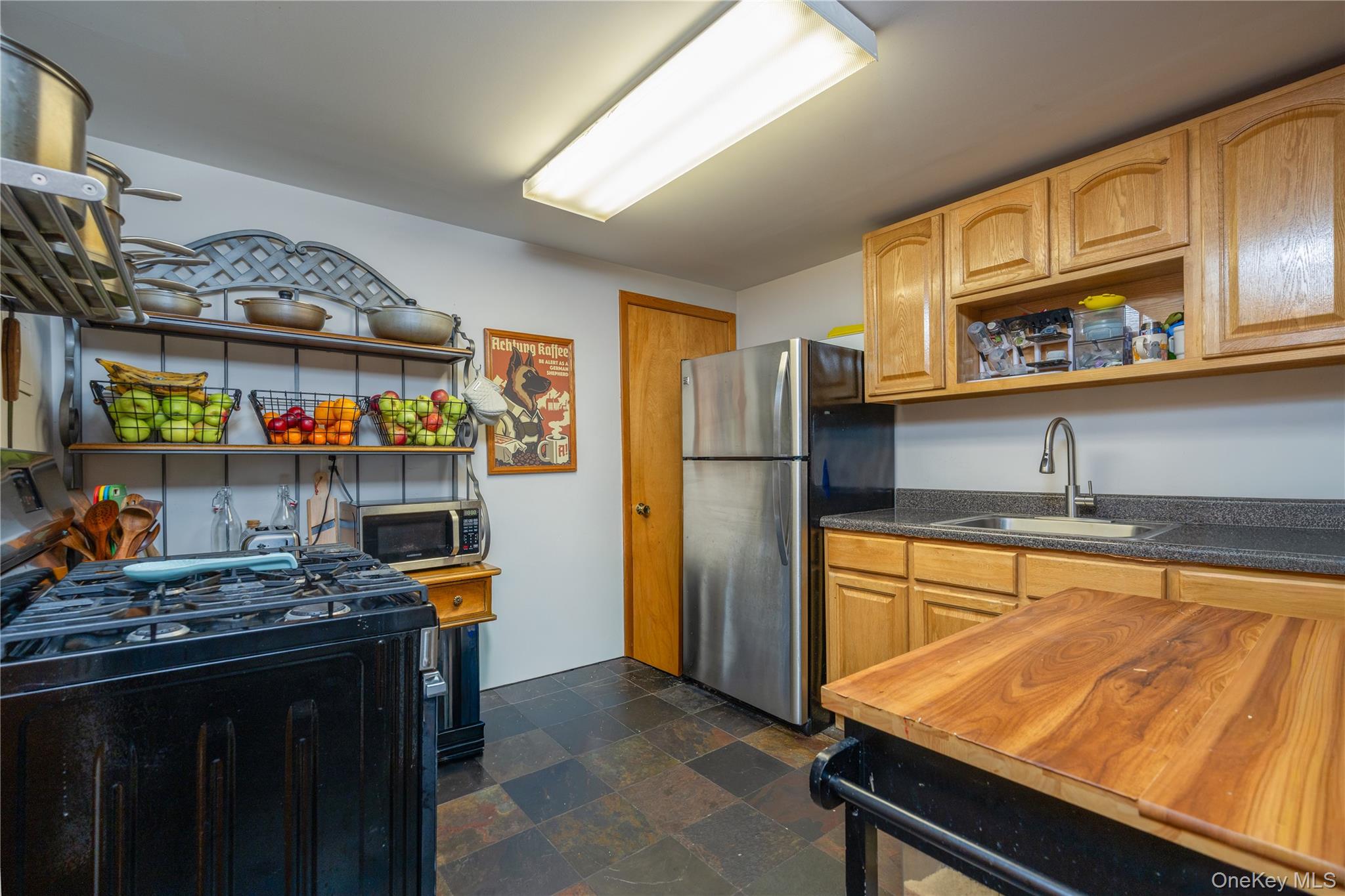 16 Lark Street – For Sale photo 24