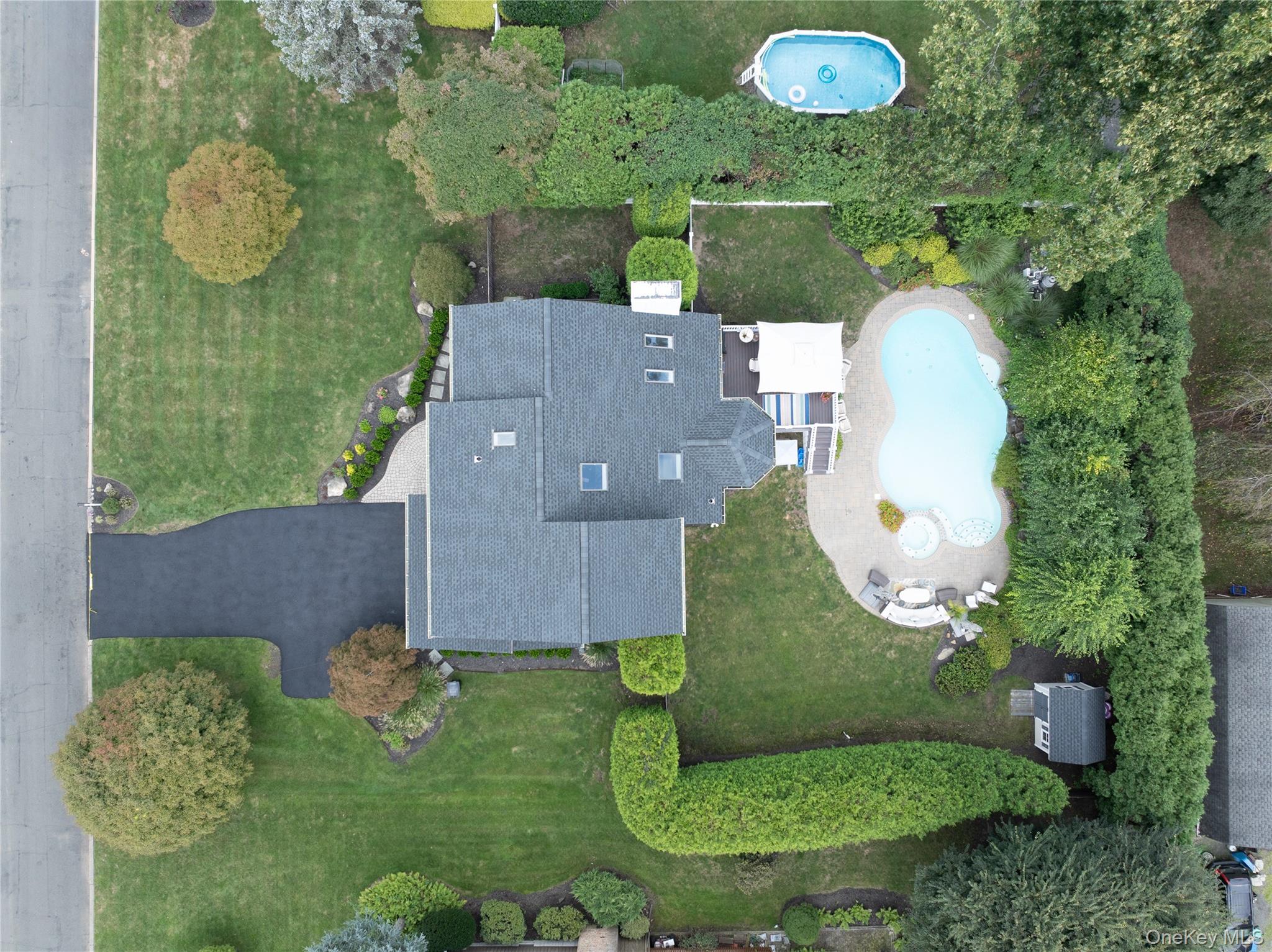 16 Lark Street – For Sale photo 40