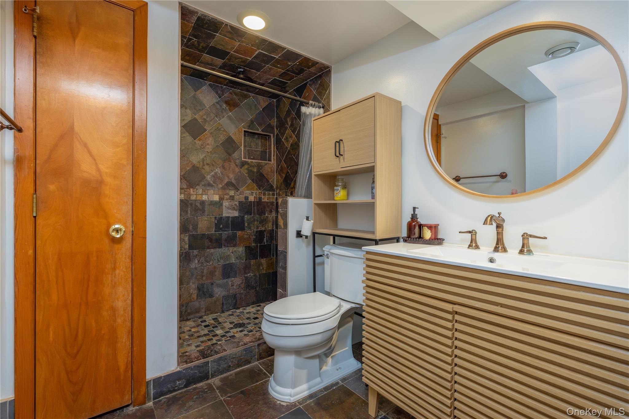 16 Lark Street – For Sale photo 23