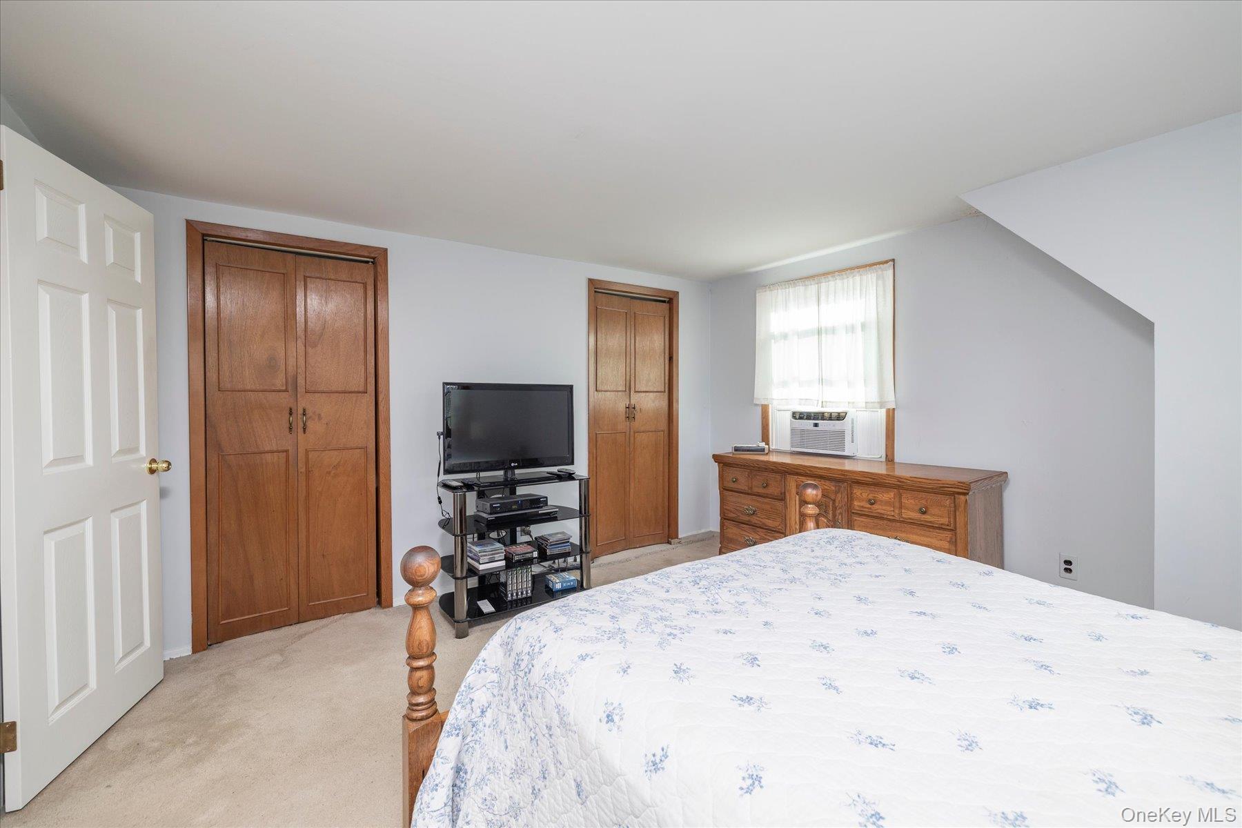 87 Woods Avenue – For Sale photo 14