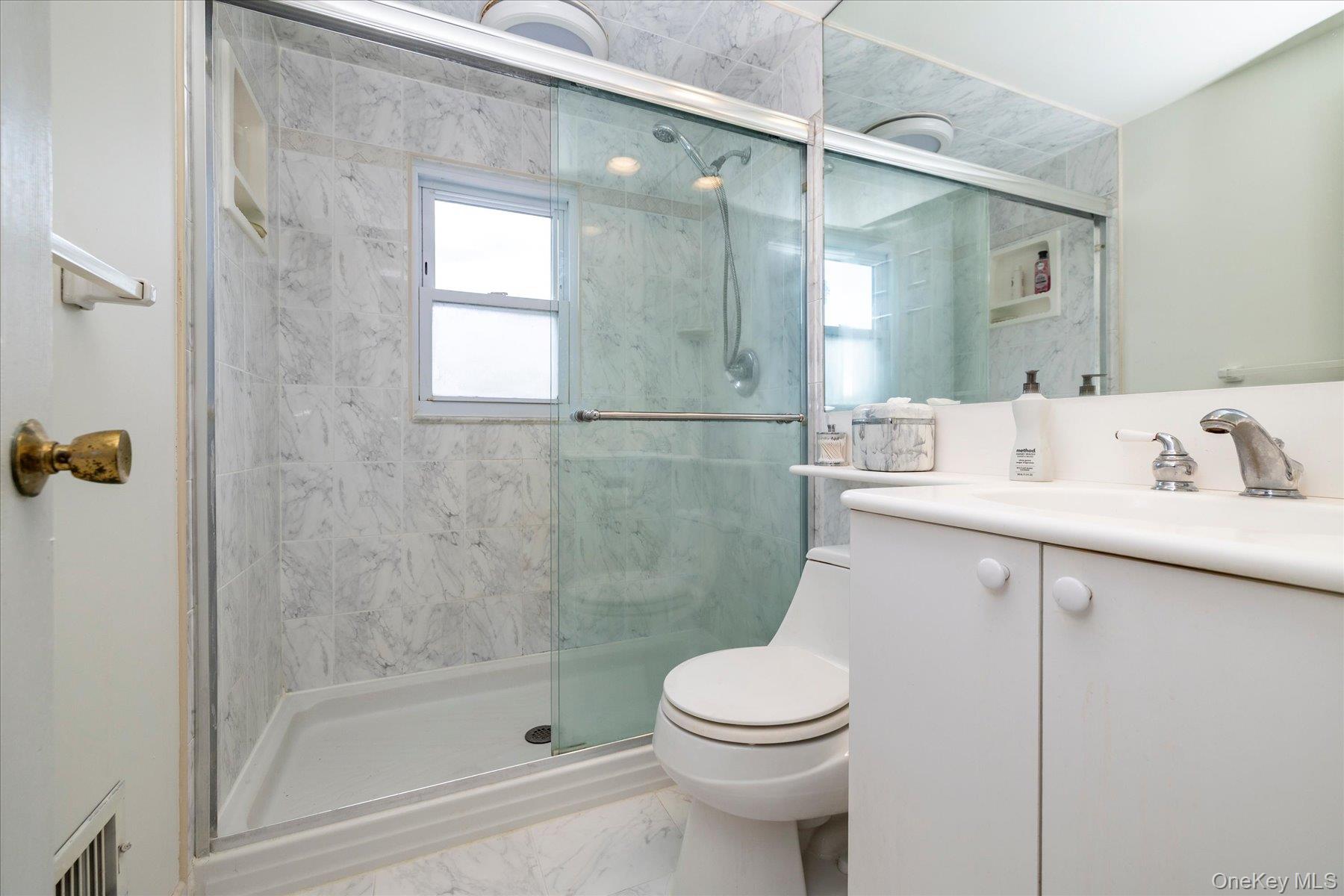 87 Woods Avenue – For Sale photo 19