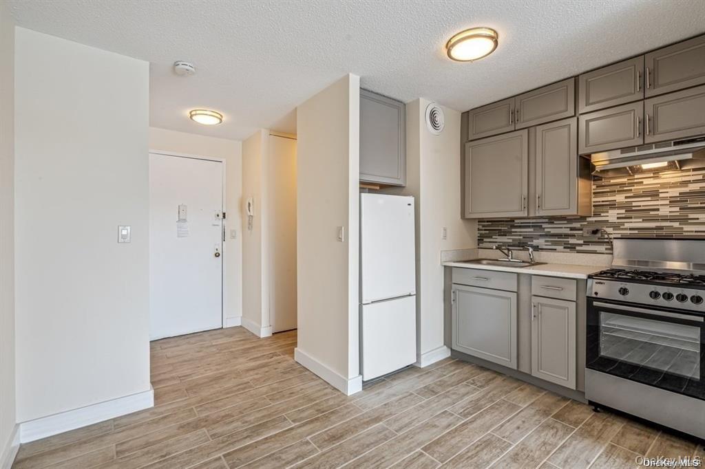 152-18 Union Turnpike, Unit 4 P photo 8