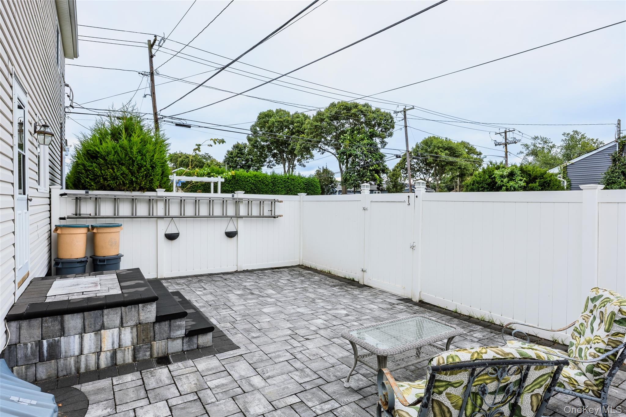 822 Coates Avenue – For Sale photo 41