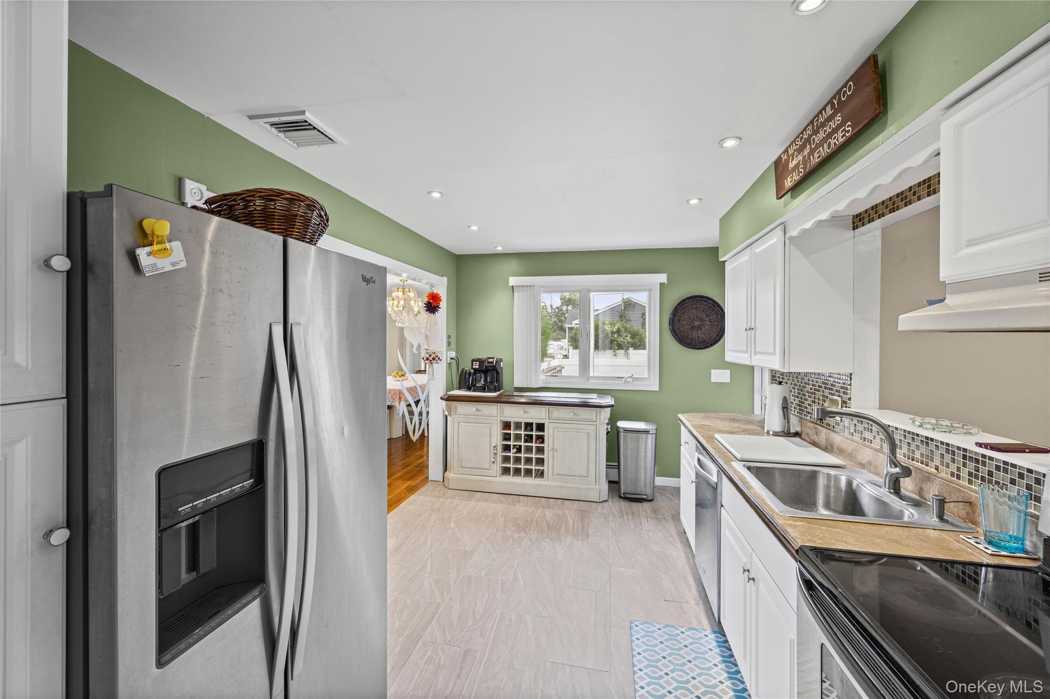 822 Coates Avenue – For Sale photo 12