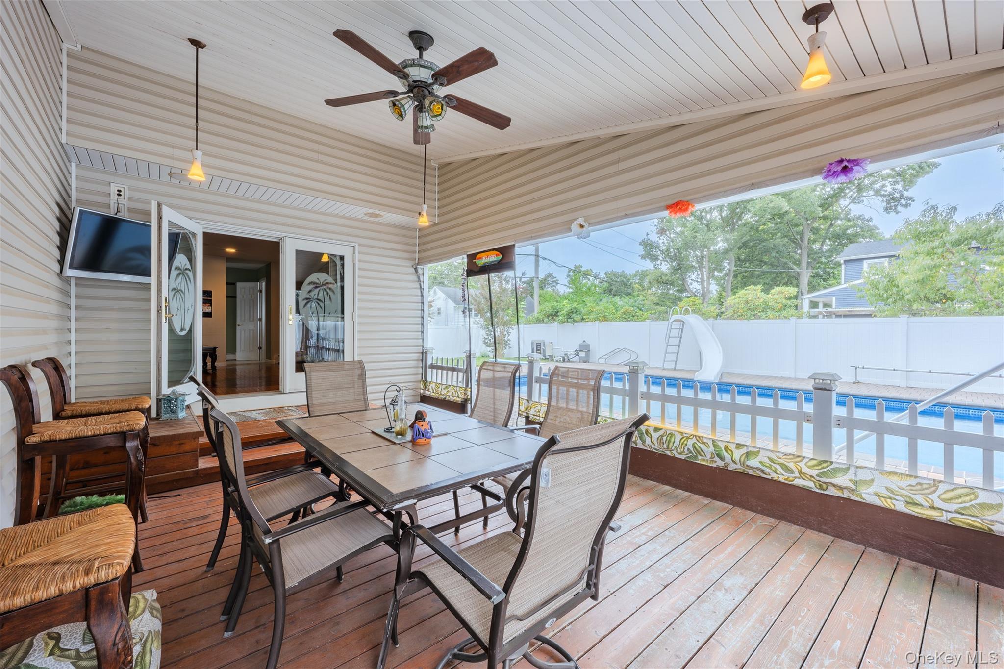 822 Coates Avenue – For Sale photo 33