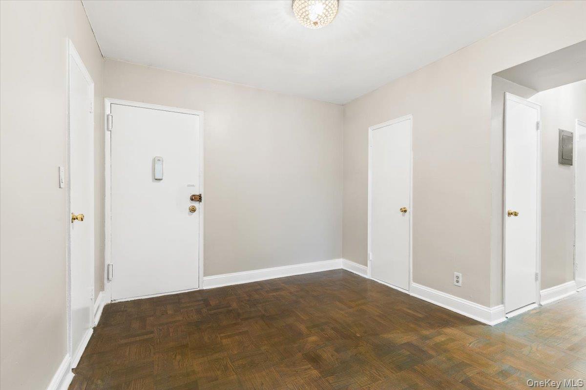 16 N Broadway, Unit 5C photo 7
