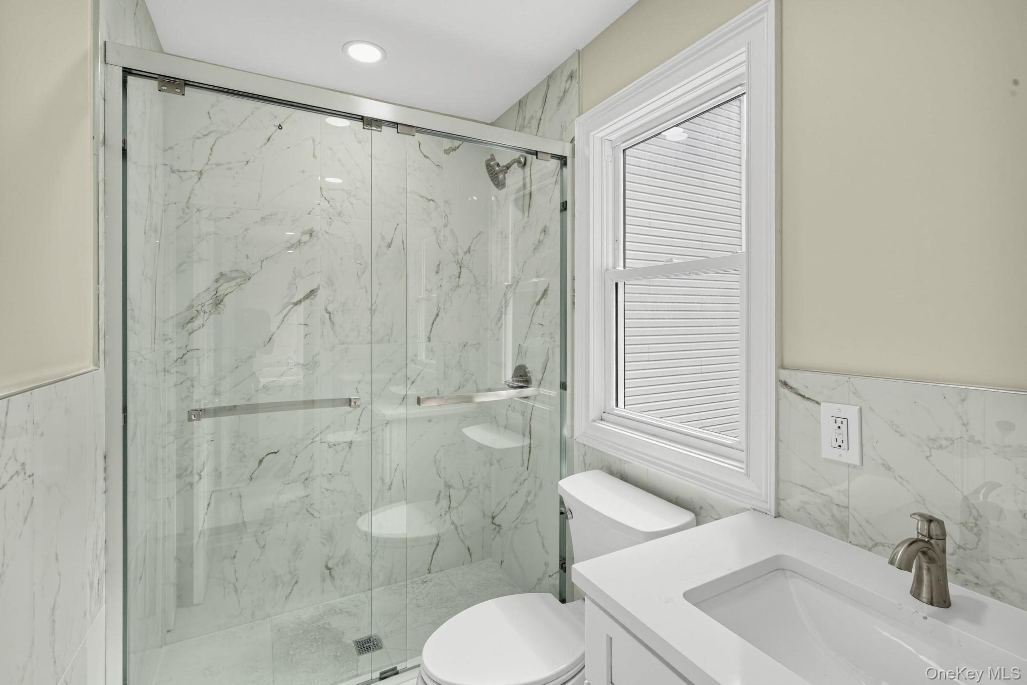 355 Forest Lane – For Sale photo 18
