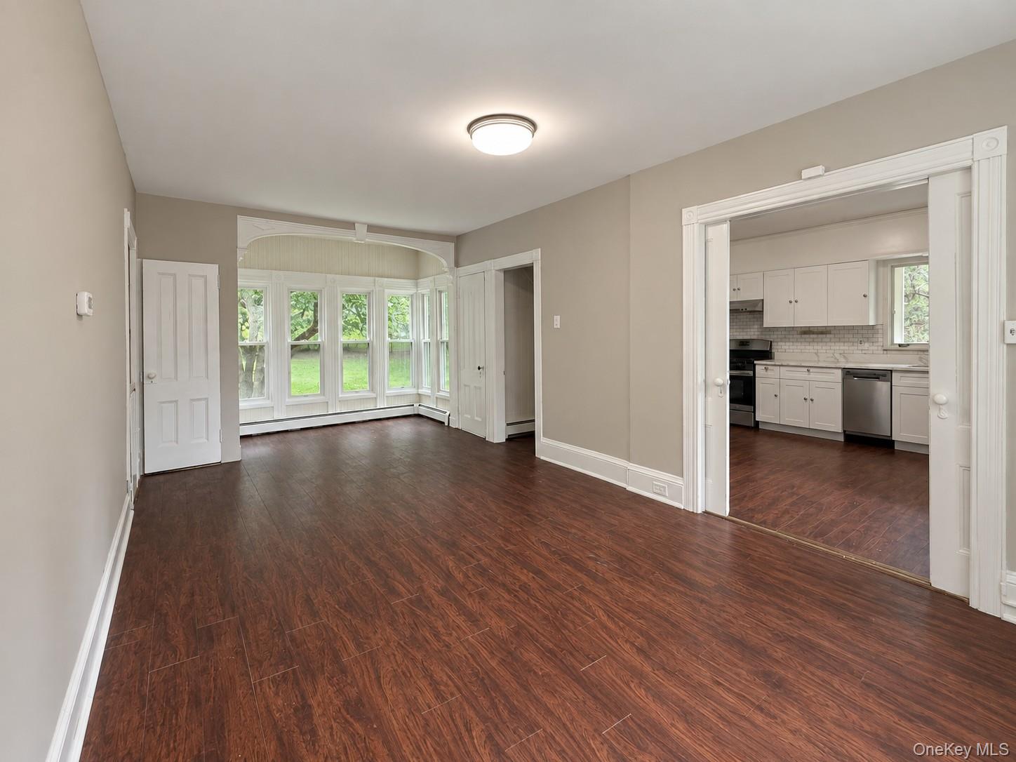 547 #A King Street – For Rent photo 7