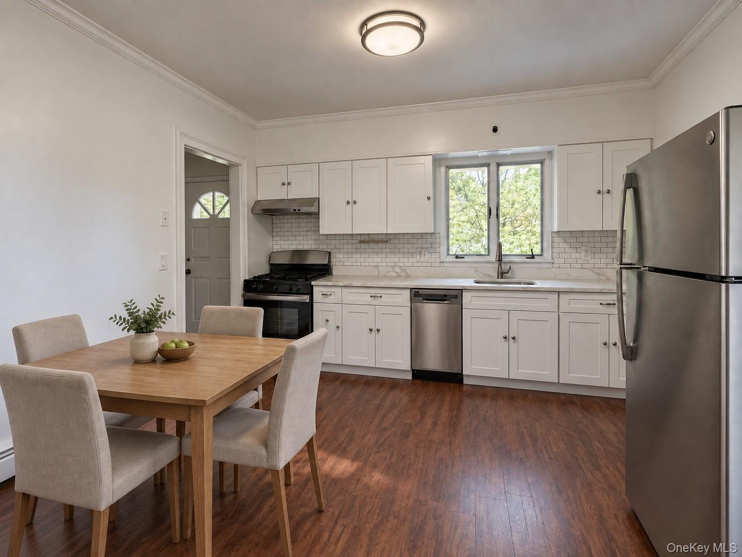 547 #A King Street – For Rent photo 5