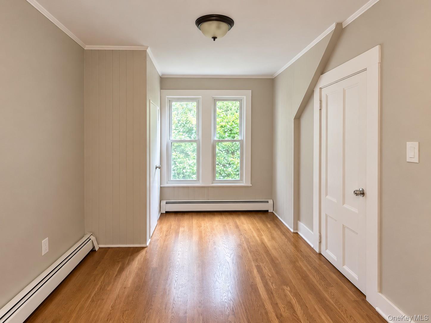 547 #A King Street – For Rent photo 11