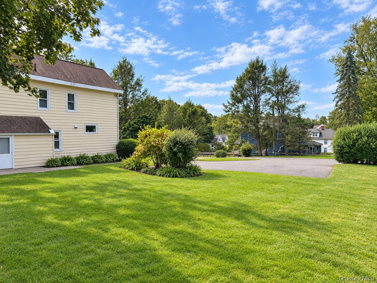 547 #A King Street – For Rent photo 15