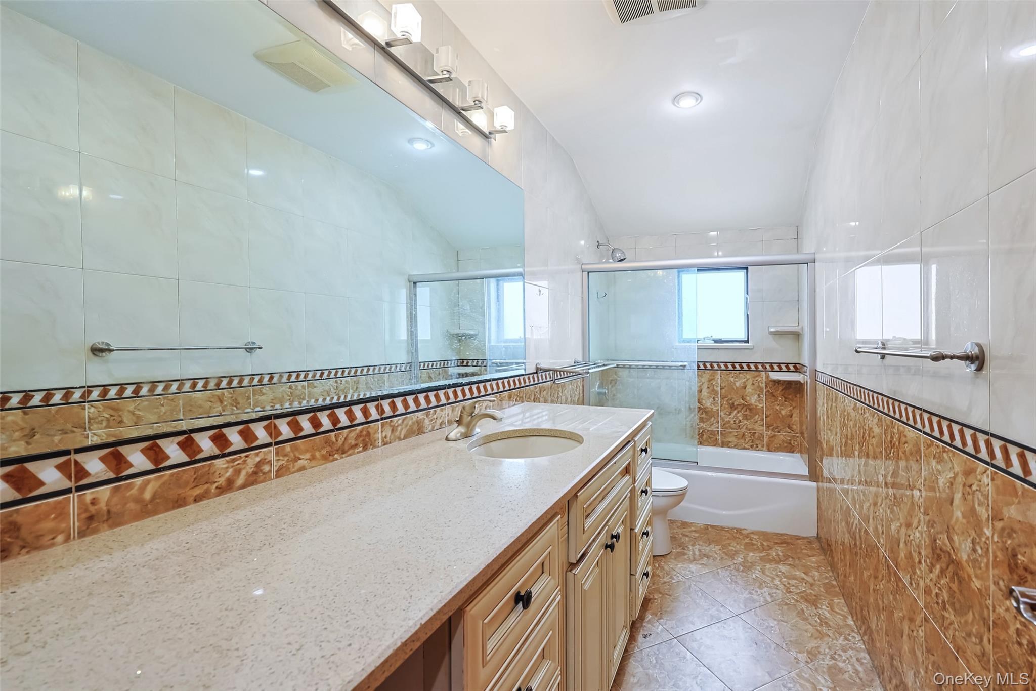 61-36 Cloverdale Blvd – For Sale photo 17