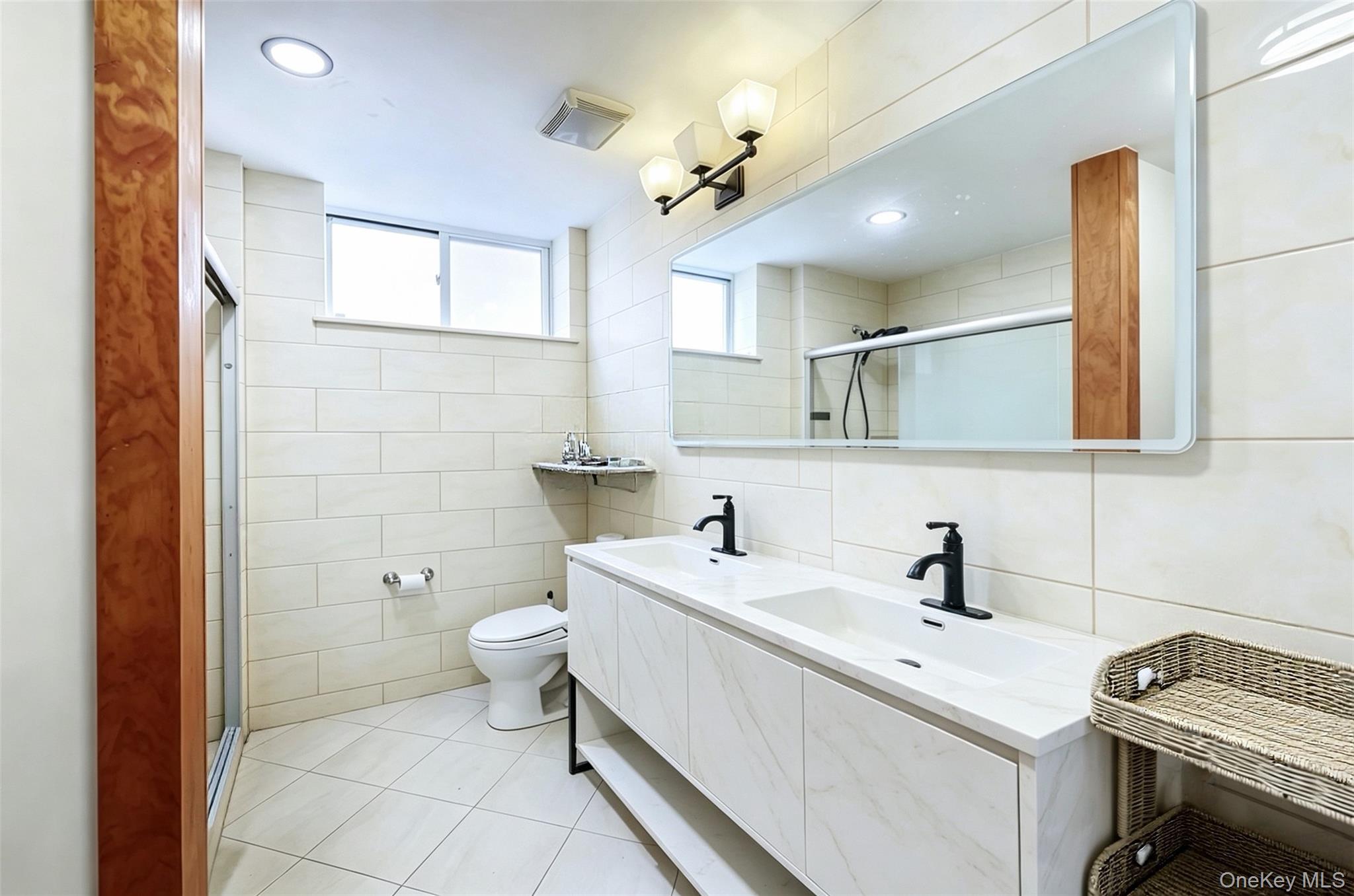 61-36 Cloverdale Blvd – For Sale photo 35