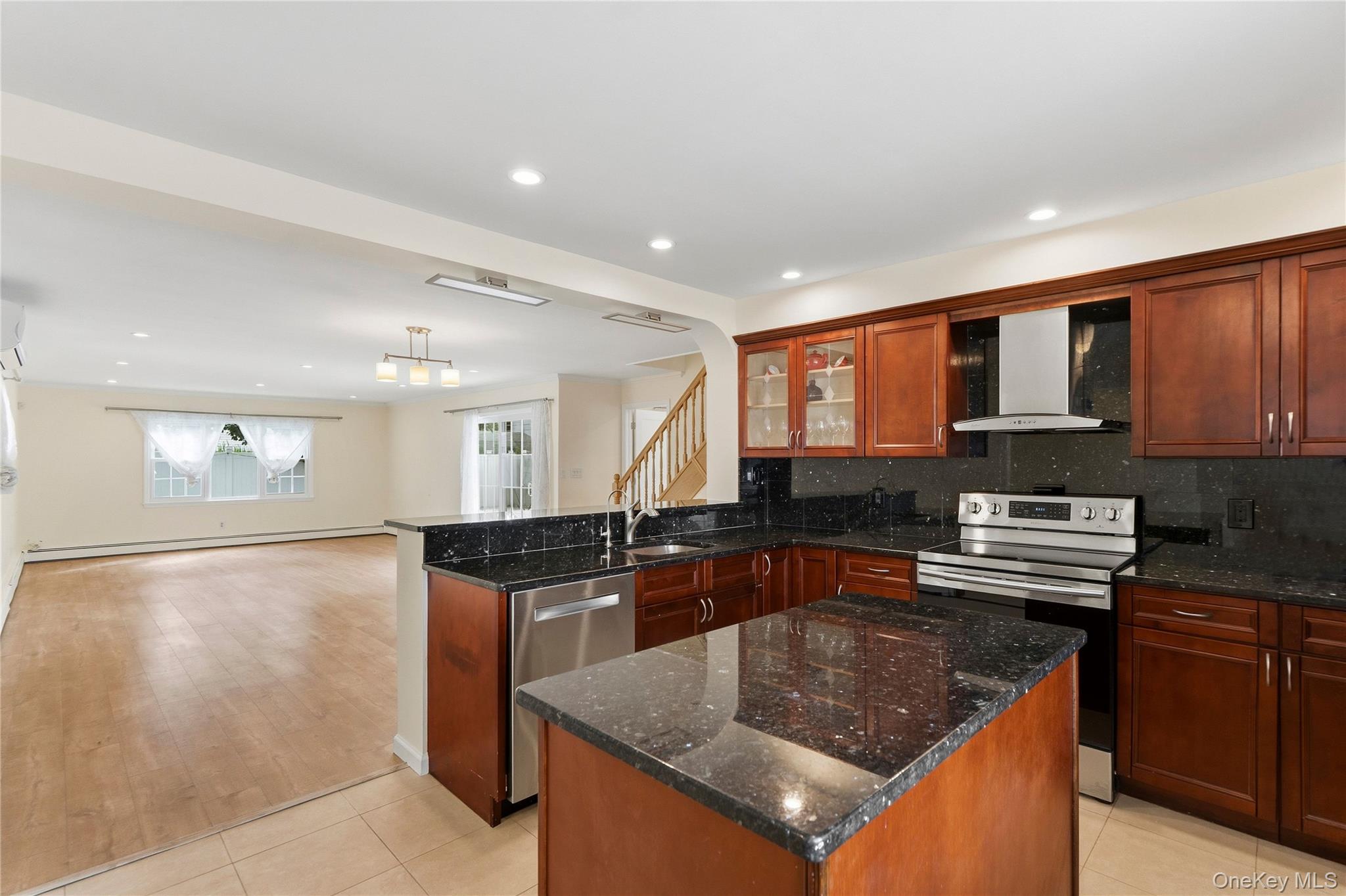 79 Albatross Road – For Sale