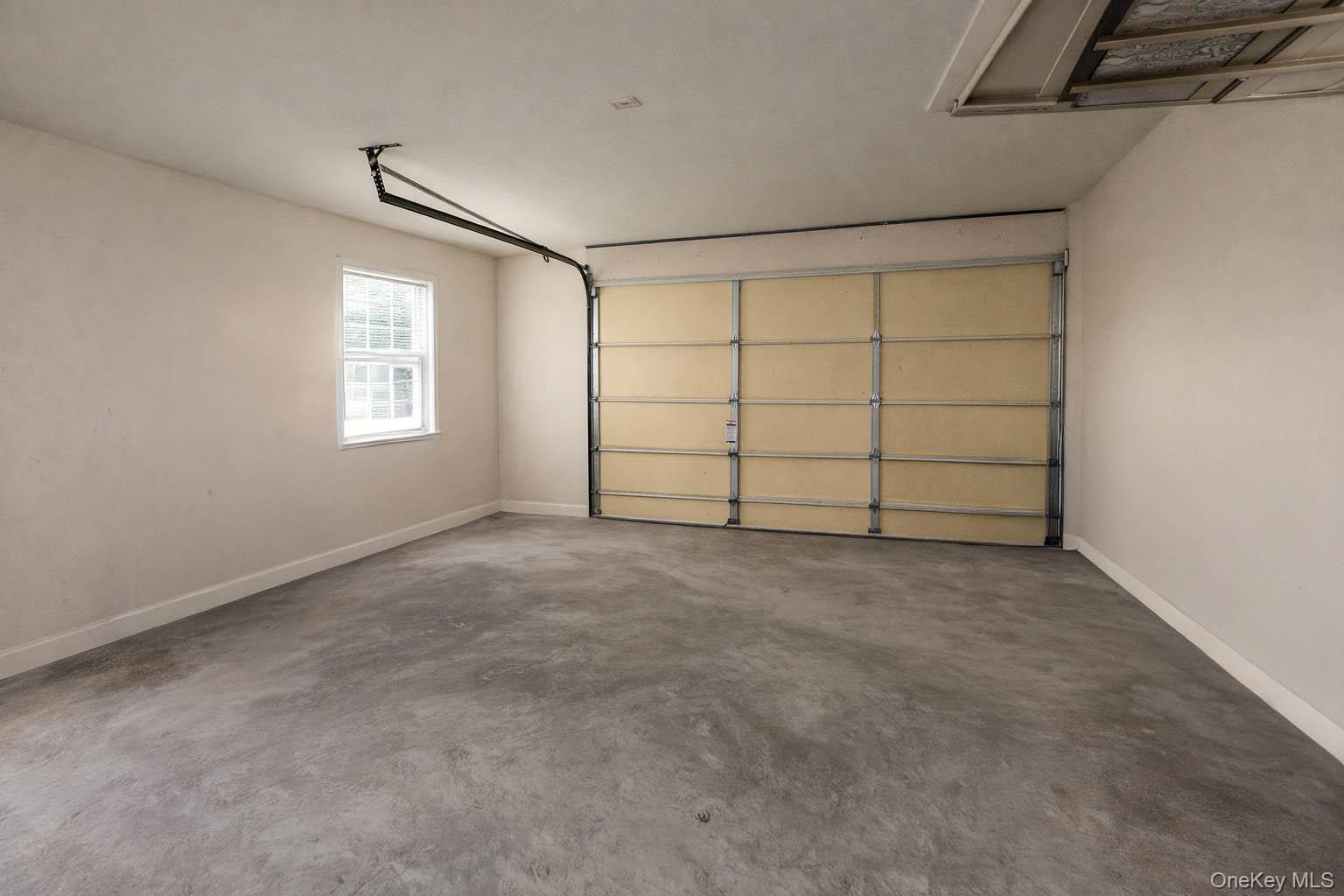 28 3rd Street – For Sale photo 36