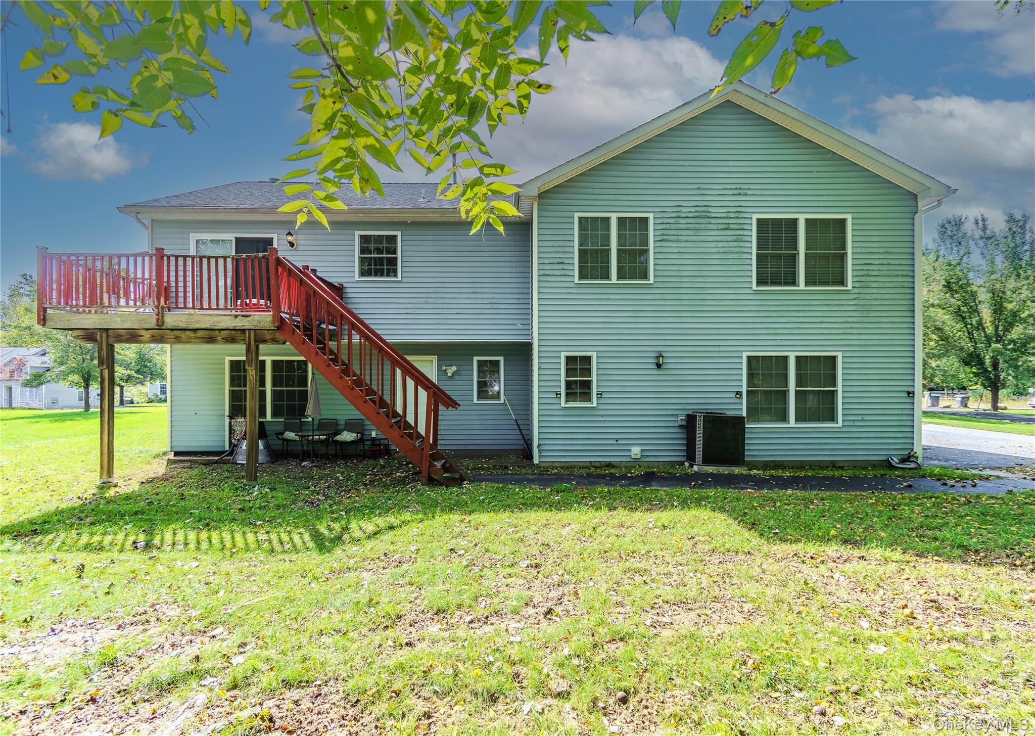 28 3rd Street – For Sale photo 4