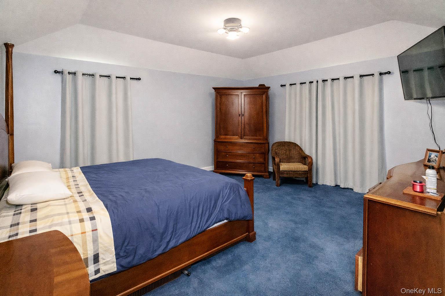 28 3rd Street – For Sale photo 17
