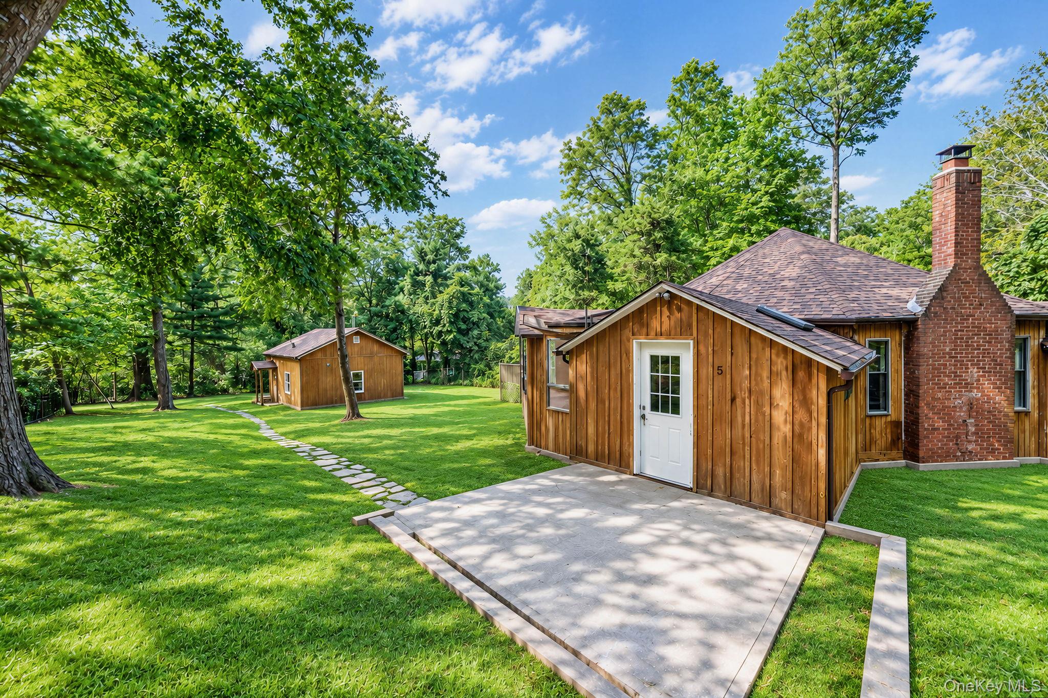5 Jacobs Lane – For Sale photo 2