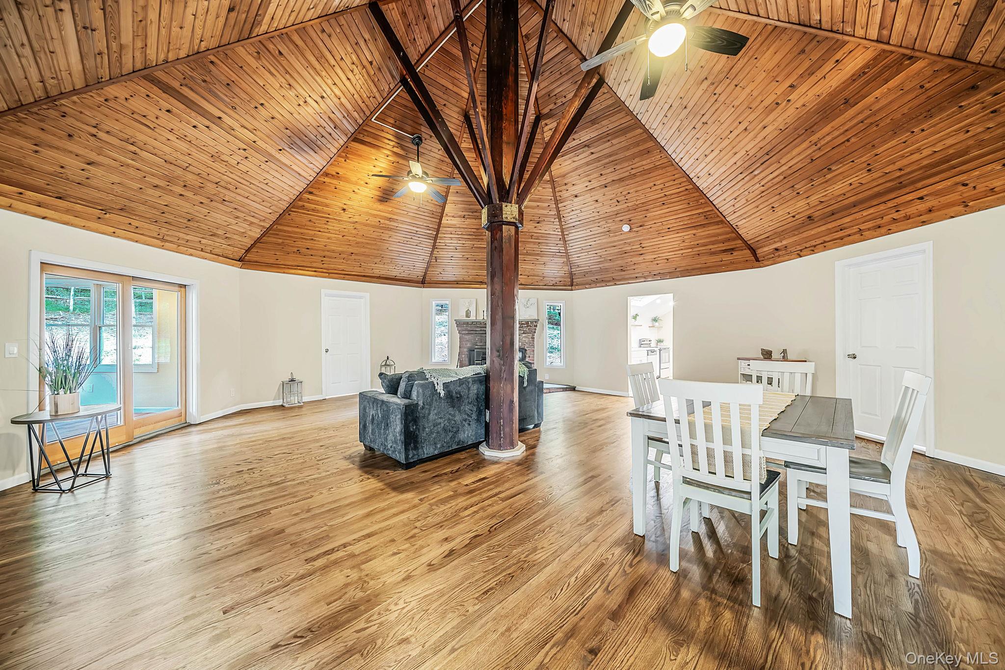 5 Jacobs Lane – For Sale photo 10
