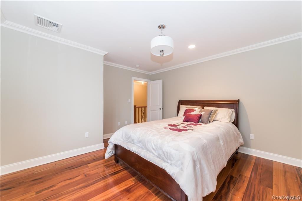 1 Elizabeth Road – For Sale photo 20