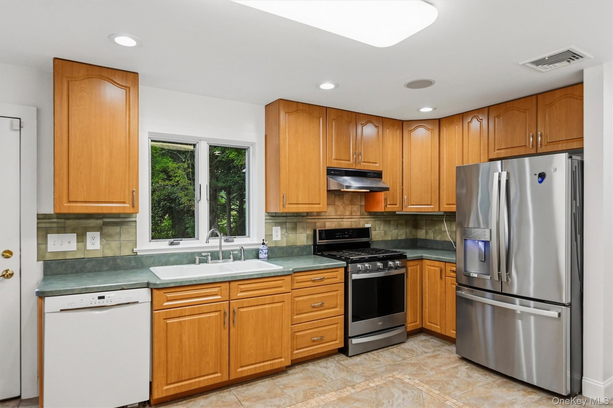 674 Eagle Valley Road – For Sale photo 7