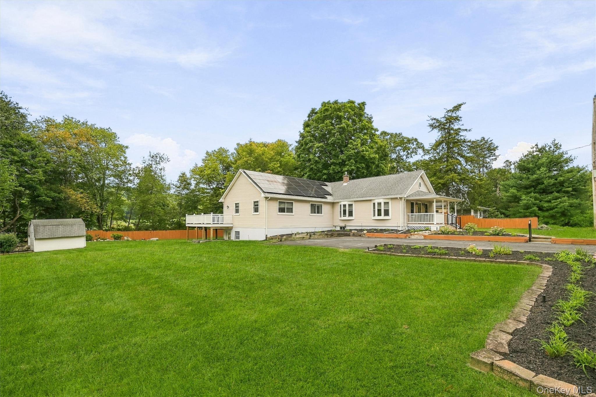 674 Eagle Valley Road – For Sale photo 2