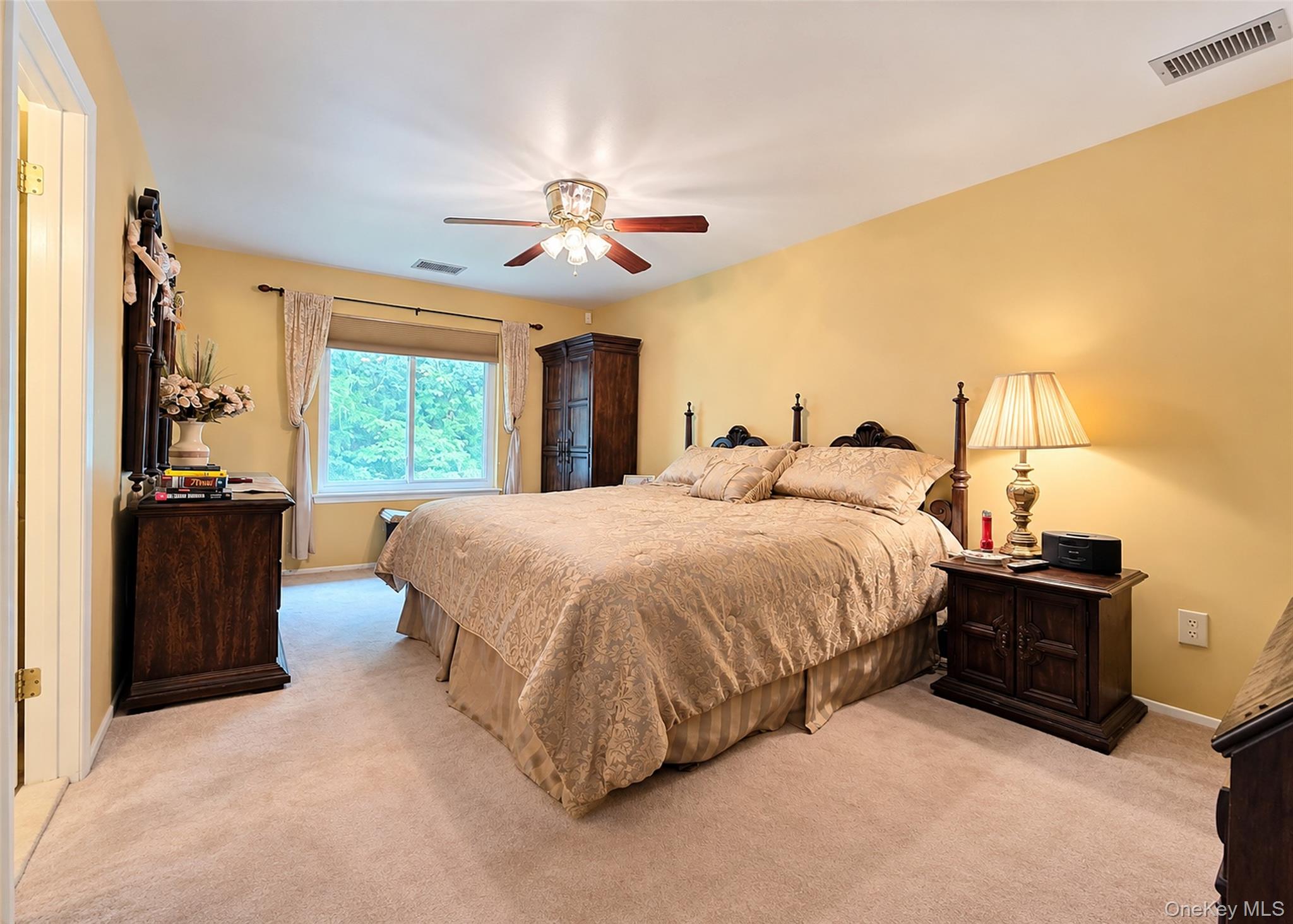 924 Skyline Drive – For Sale photo 10